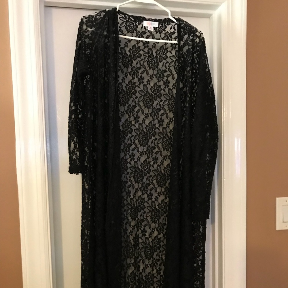 LuLaRoe Sarah- black lace